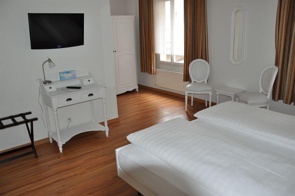 Hotel Weisses Kreuz 3*
