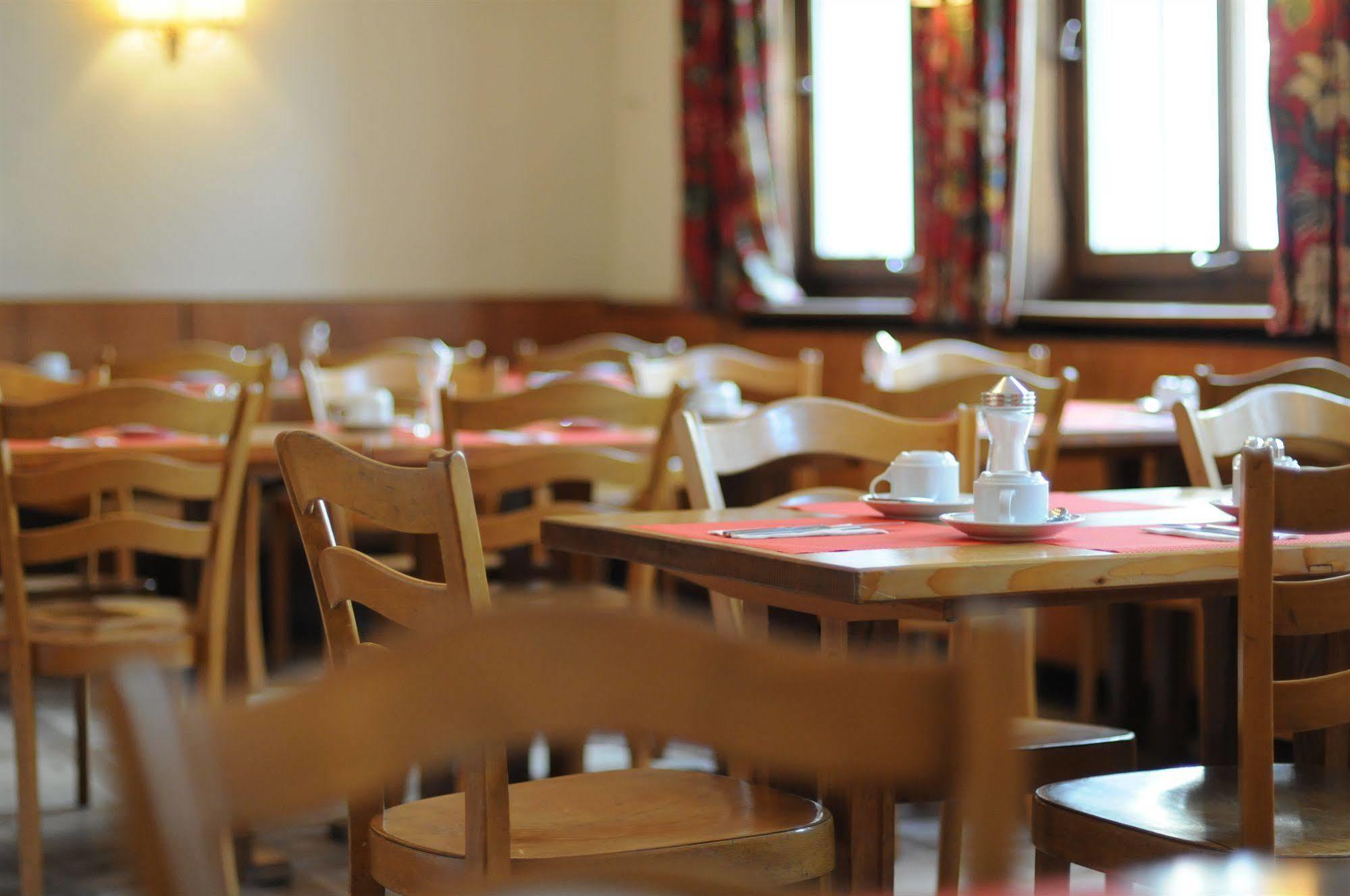 Weisses Kreuz Hotel Interlaken