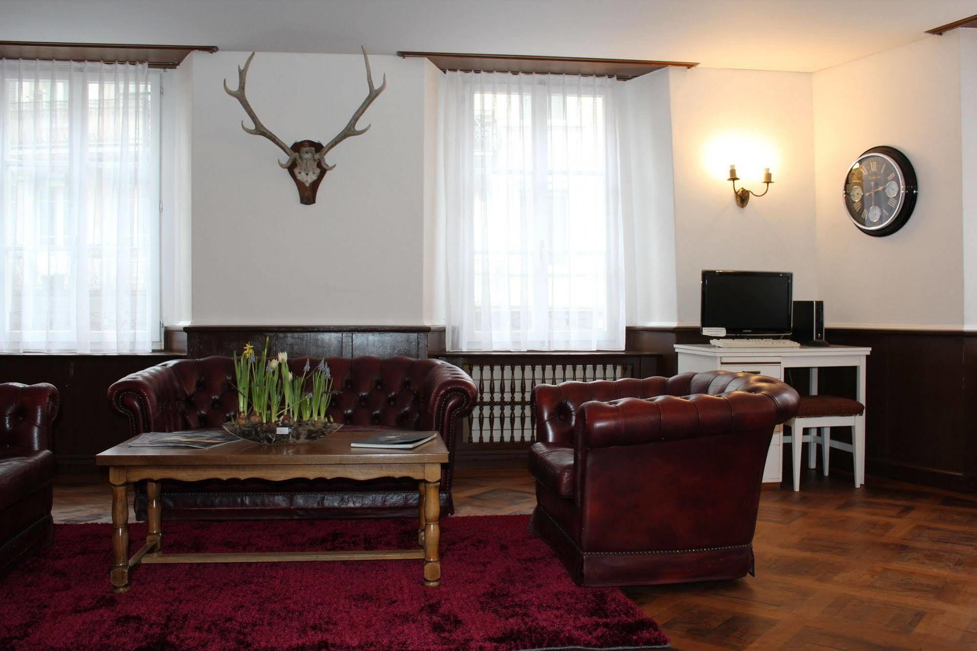 Weisses Kreuz Hotel